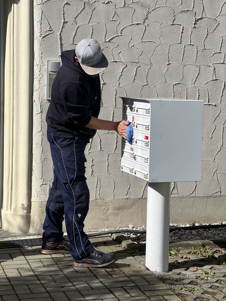 Hausmeisterservice, Briefkasten Reinigung